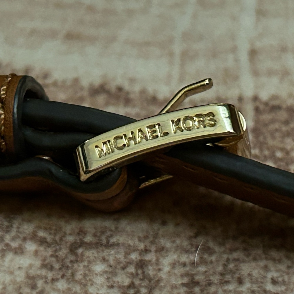 Authentic Michael Kors Florence Crossbody Purse. Never Used. - Picture 7 of 16